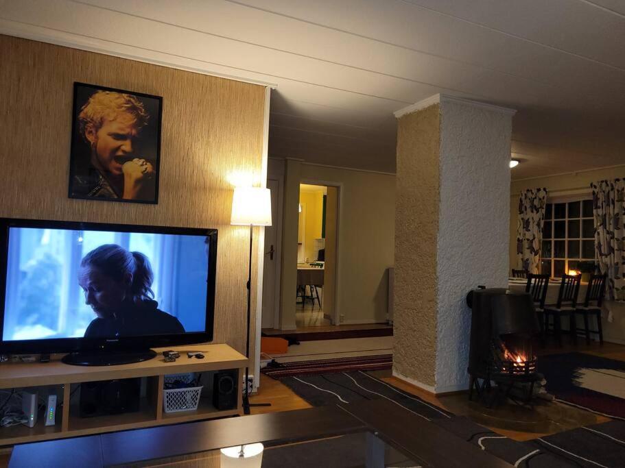 Fargerik Retro Enebolig,parkering Pa Stedet! Apartment Trondheim